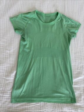 lululemon athletica Mint Green Seamless Short Sleeve Tee